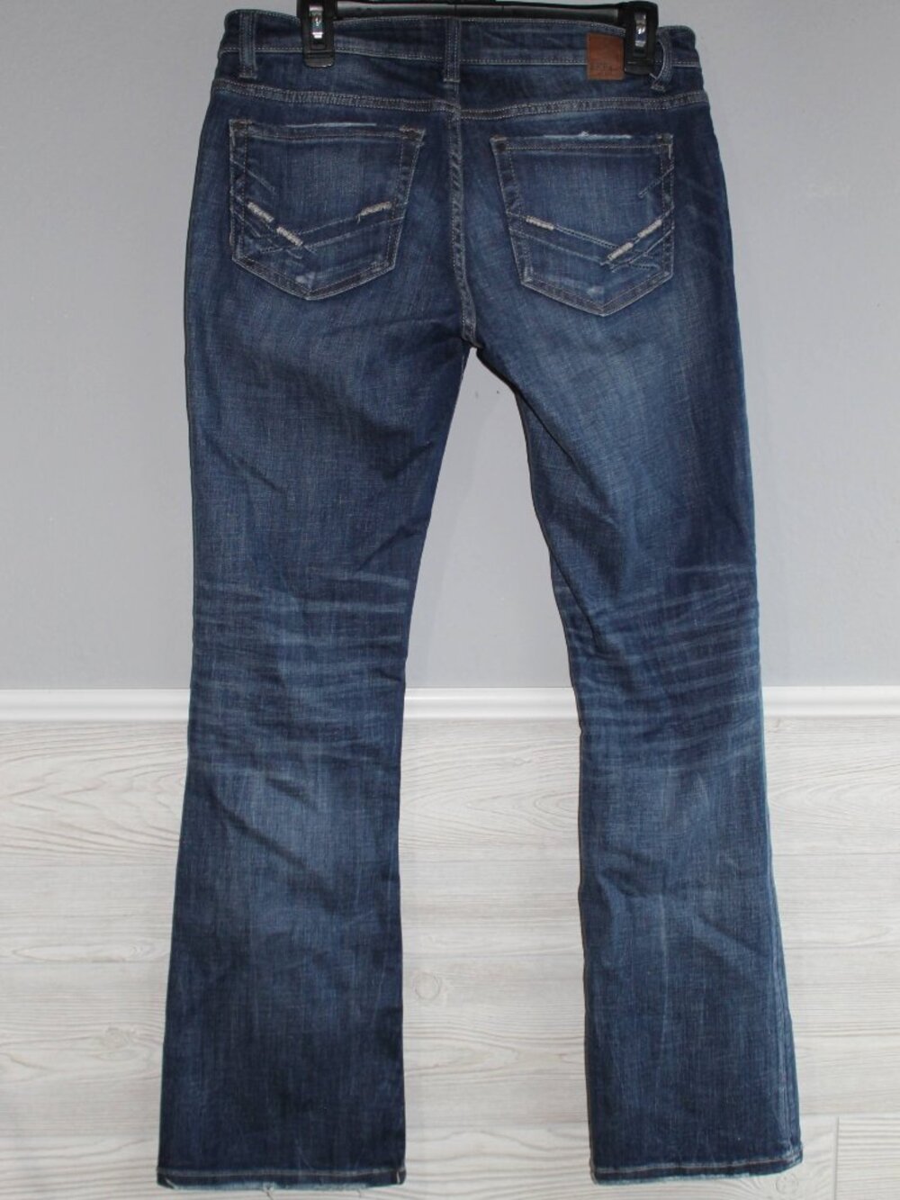 BKE Stella Bootcut Jeans 29 x 31.5 Stretch Blue Denim Distressed - Picture 3 of 10